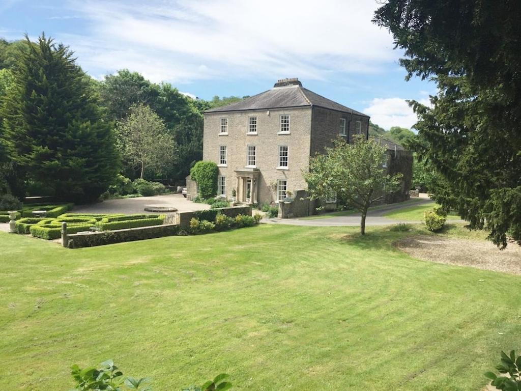 Georgian Villa In Richmond On The River Swale Exterior photo